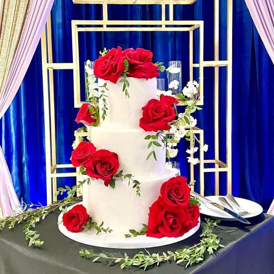 Wedding cakes by Desserts ETC Montreal